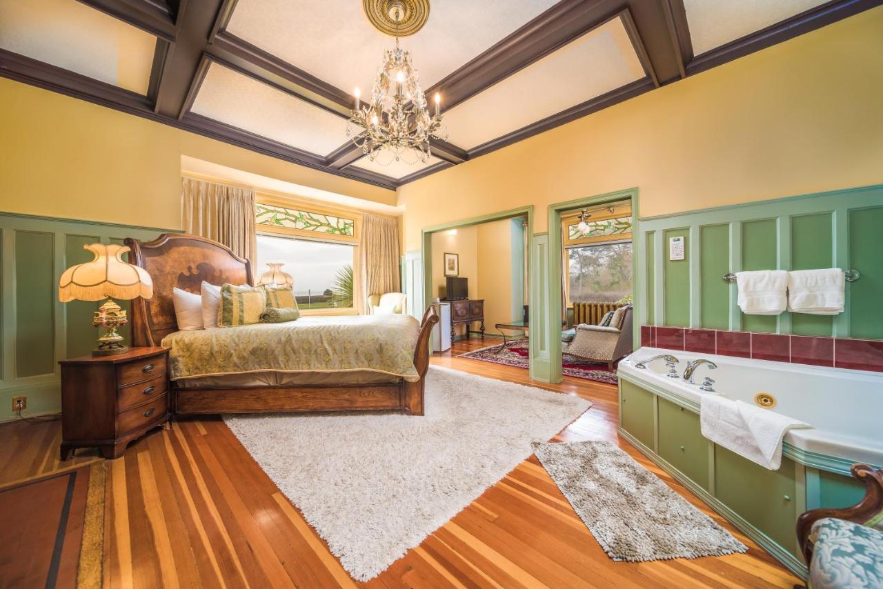 Dashwood Manor Seaside Bed & Breakfast Victoria Kültér fotó
