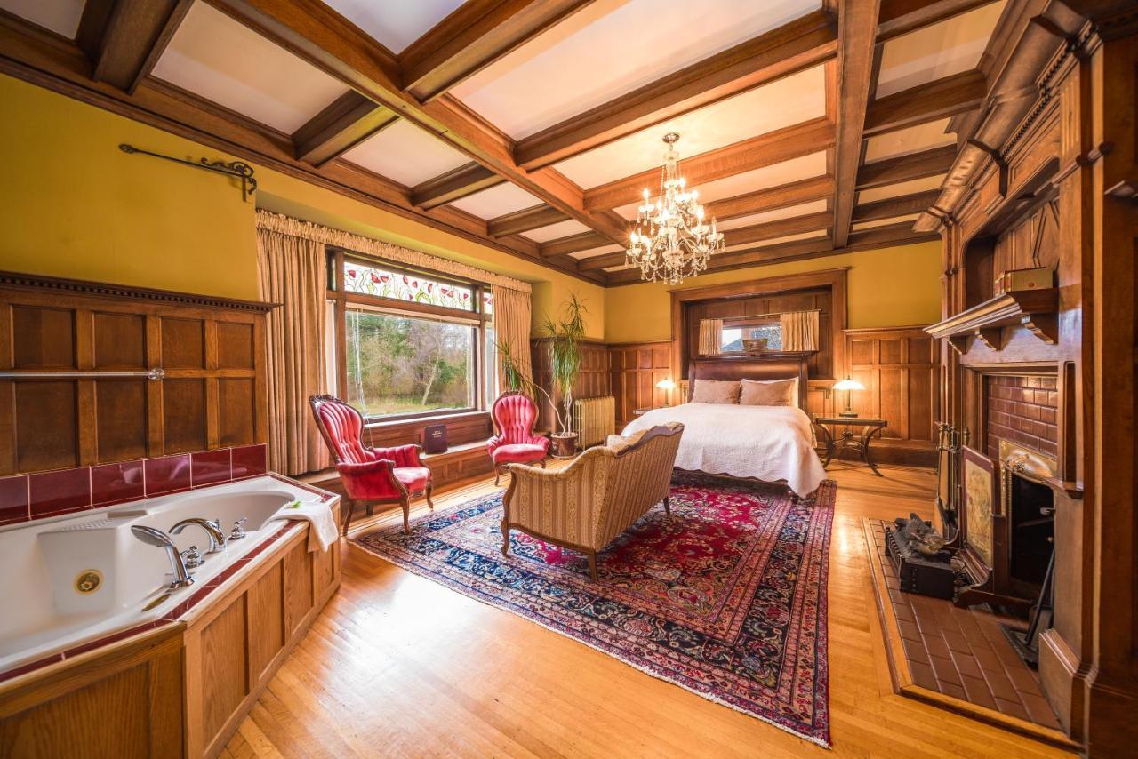 Dashwood Manor Seaside Bed & Breakfast Victoria Kültér fotó