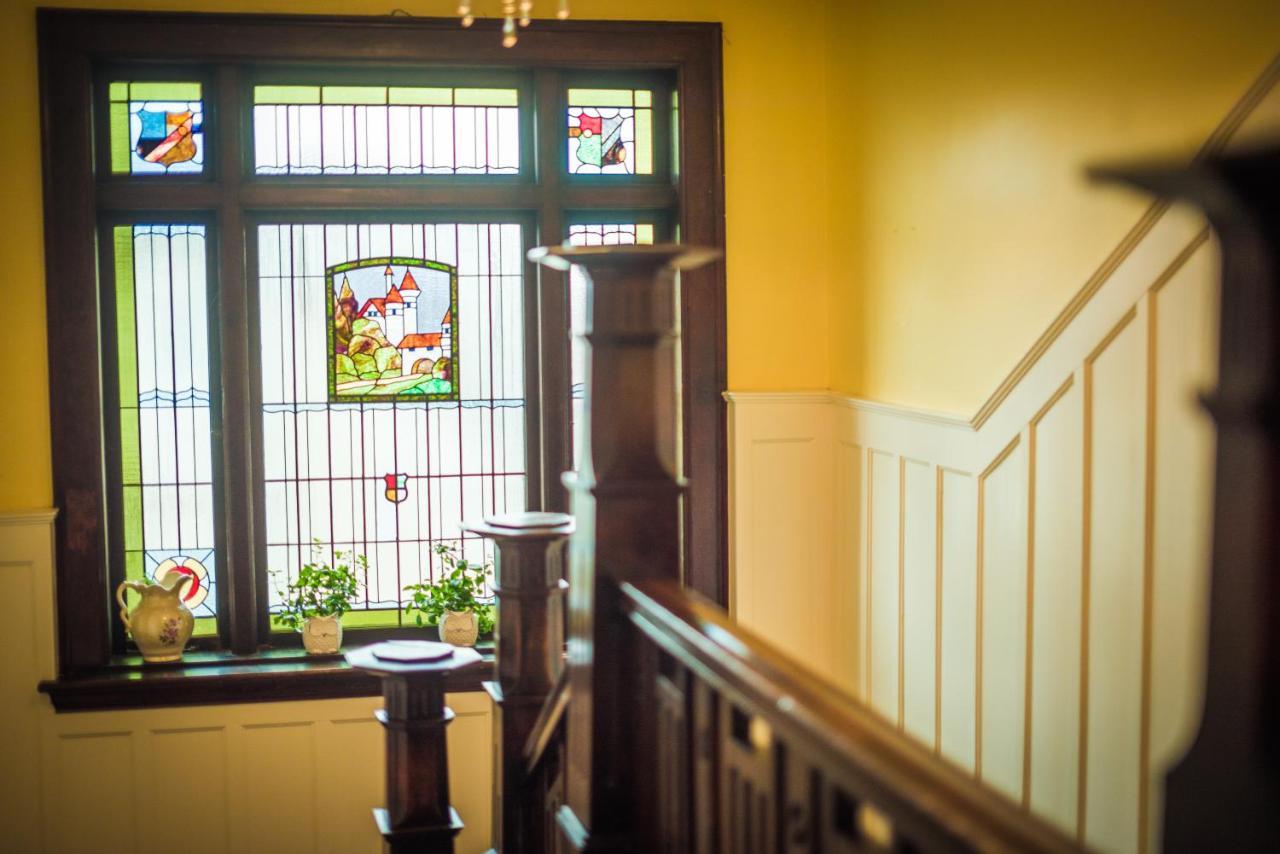 Dashwood Manor Seaside Bed & Breakfast Victoria Kültér fotó