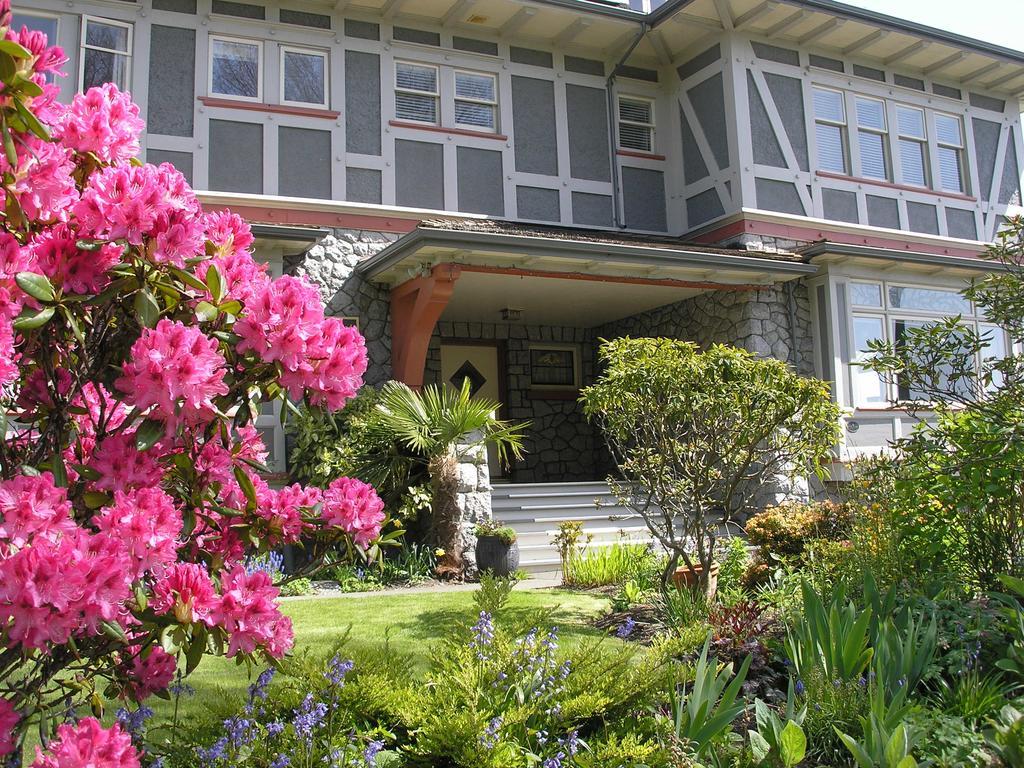 Dashwood Manor Seaside Bed & Breakfast Victoria Kültér fotó