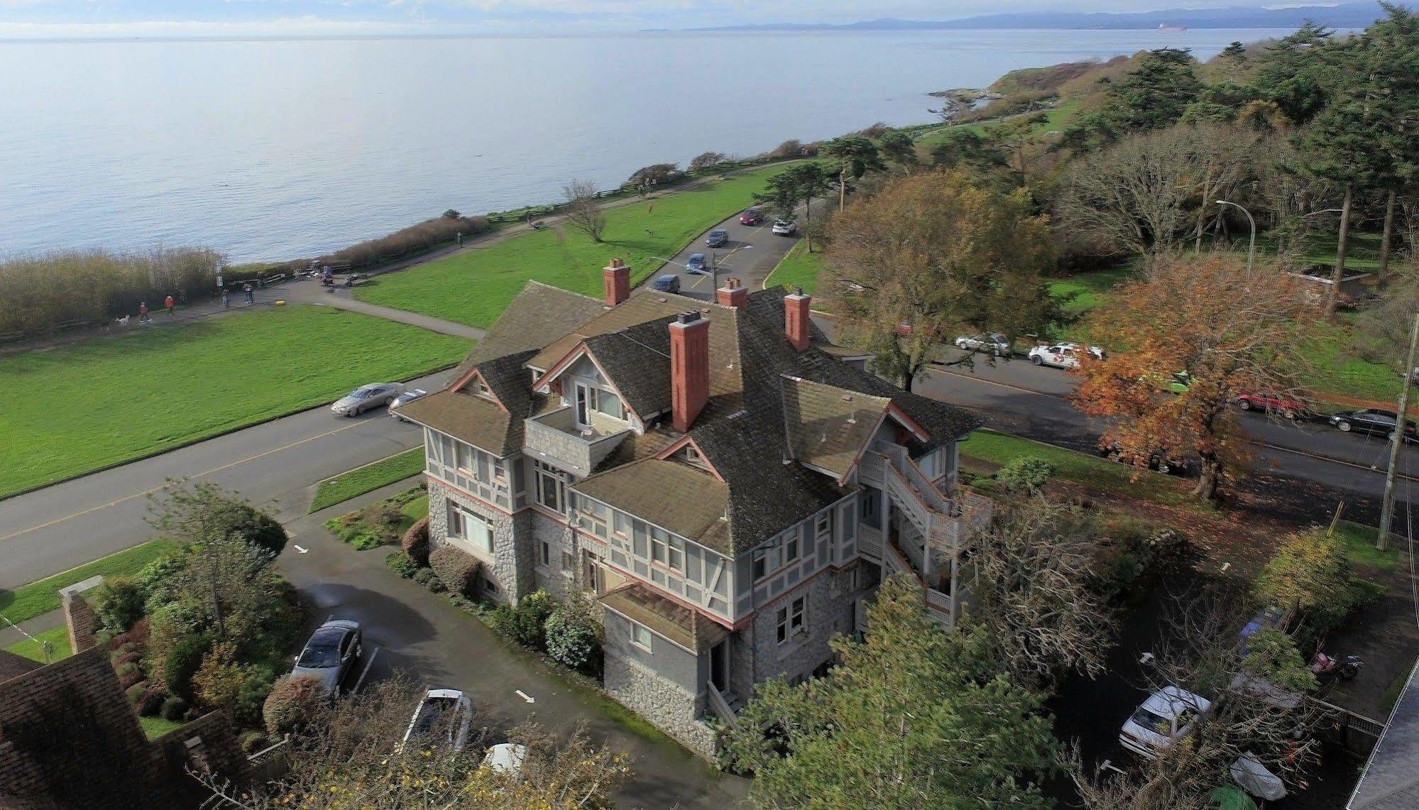 Dashwood Manor Seaside Bed & Breakfast Victoria Kültér fotó