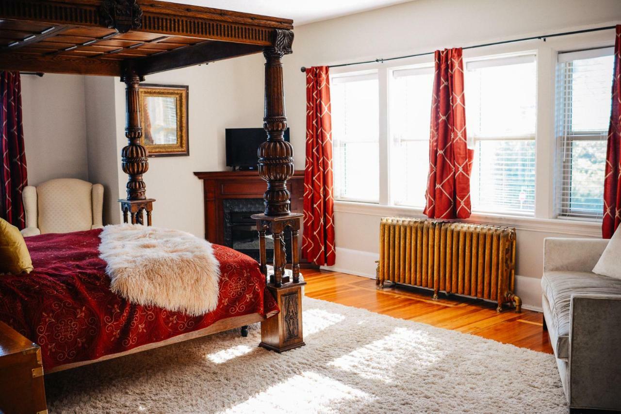 Dashwood Manor Seaside Bed & Breakfast Victoria Kültér fotó